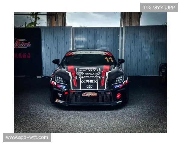 澳门大赛车期间车迷签名会火爆,本土车手帝雅戈成焦点